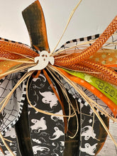 Load image into Gallery viewer, Halloween Layered Wood  Pumpkin set -Pumpkin Decor-